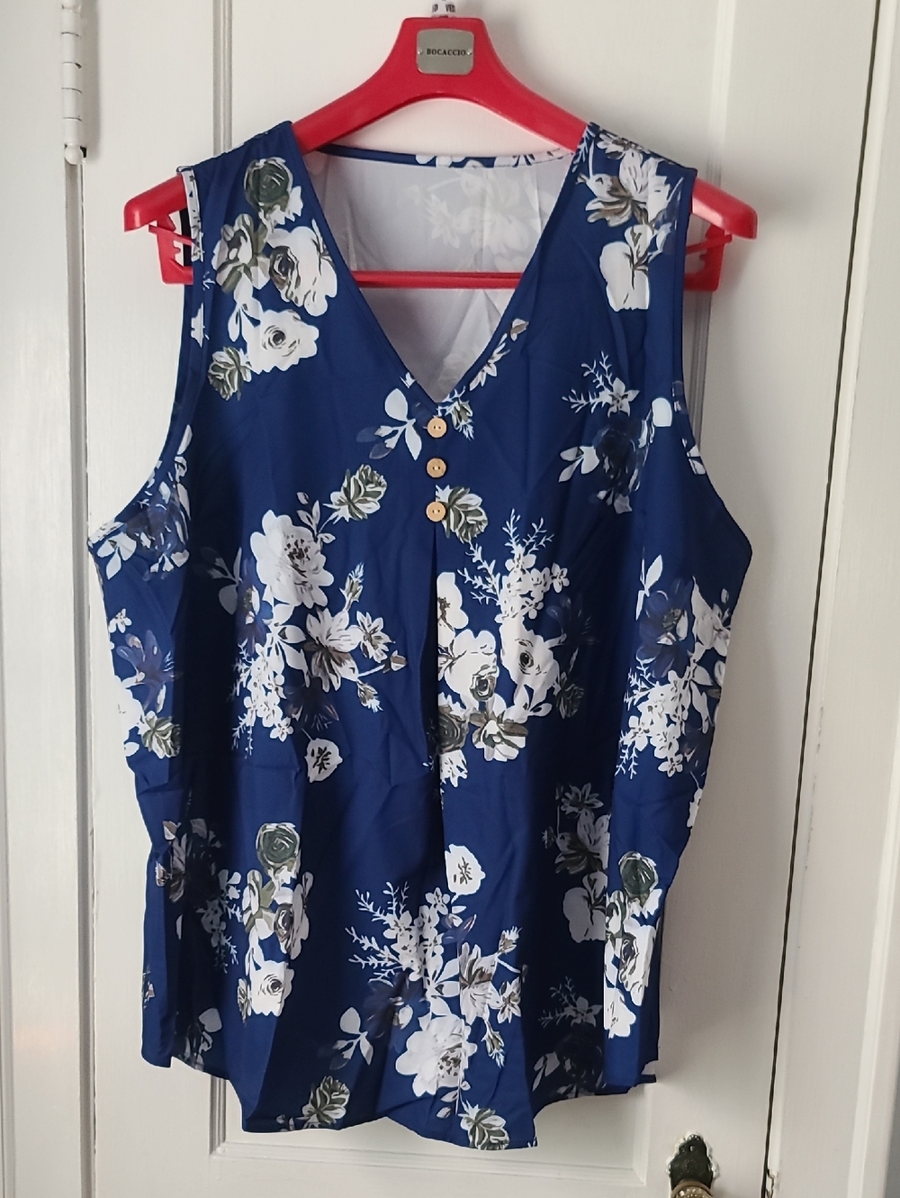 SHEIN Navy Blue Floral V-Neck Button Tank